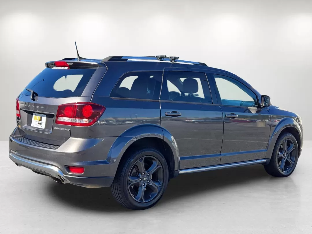 2018 /Black Dodge Journey Crossroad (3C4PDDGG1JT) with an Other engine, located at 1430 Gateway Drive, Opelika, AL, 36801, (334) 239-0944, 32.637871, -85.409790 - **Explore the Open Road with the 2018 Dodge Journey Crossroad Your Ultimate Family SUV!**<br /> <br /> Are you ready to take your family adventures to the next level? Look no further than this stunning 2018 Dodge Journey Crossroad, available now at Gils Auto in Phenix City, AL! This versatile SUV i - Photo#5