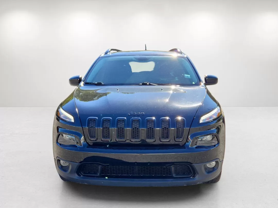 2018 /Black Jeep Cherokee Latitude (1C4PJLCB0JD) with an Other engine, located at 7000 Northlake Connector, Columbus, GA, 31904, (706) 987-8085, 32.524975, -84.978134 - Discover the perfect blend of style, comfort, and capability with this 2018 Jeep Cherokee Latitude, ideal for growing families, weekend adventurers, and commuters alike. This versatile crossover not only excels in daily driving but is also equipped to handle all your family outings or road trips, en - Photo#1