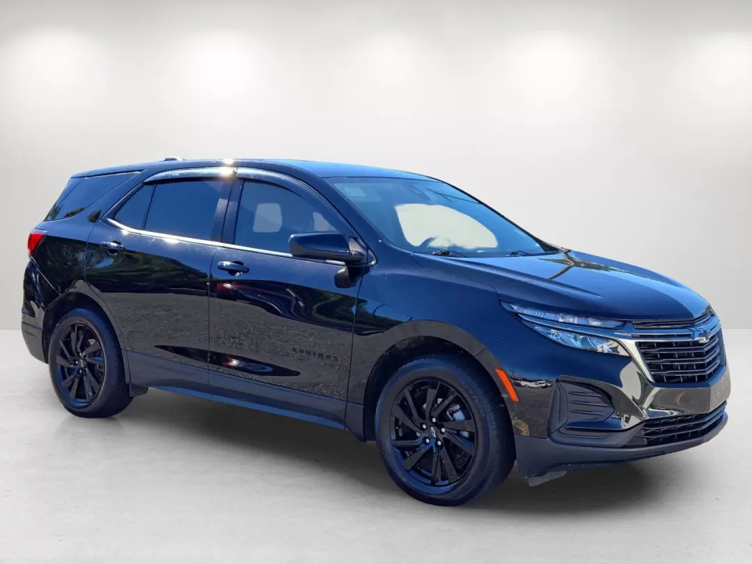 2024 /Medium Ash Gray Chevrolet Equinox LS (3GNAXHEG5RL) with an Other engine, located at 3959 U.S. 80 W, Phenix City, AL, 36870, (334) 297-4885, 32.469296, -85.135185 - Are you ready to elevate your daily commute or embark on weekend adventures? The 2024 Chevrolet Equinox LS, available at Gils Auto in Phenix City, AL, is the perfect blend of style, comfort, and functionality. Whether you're a growing family seeking a spacious SUV or a budget-conscious buyer looking - Photo#4