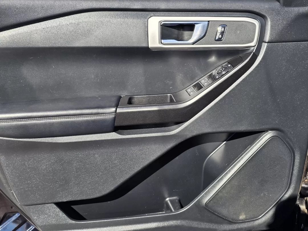 2021 Ford Explorer Base (1FMSK7BH0MG) with an Other engine, located at 521 Old Farm Lane Rd, Prattville, AL, 36066, (334) 325-1505, 32.482460, -86.416367 - **Adventure Awaits with the 2021 Ford Explorer! Perfectly Equipped for Families and Road Trips!**<br /> <br /> Are you ready to elevate your family adventures or daily commutes? Look no further than this stunning 2021 Ford Explorer, available now at Gils Auto in Prattville, AL. This versatile SUV, w - Photo#9