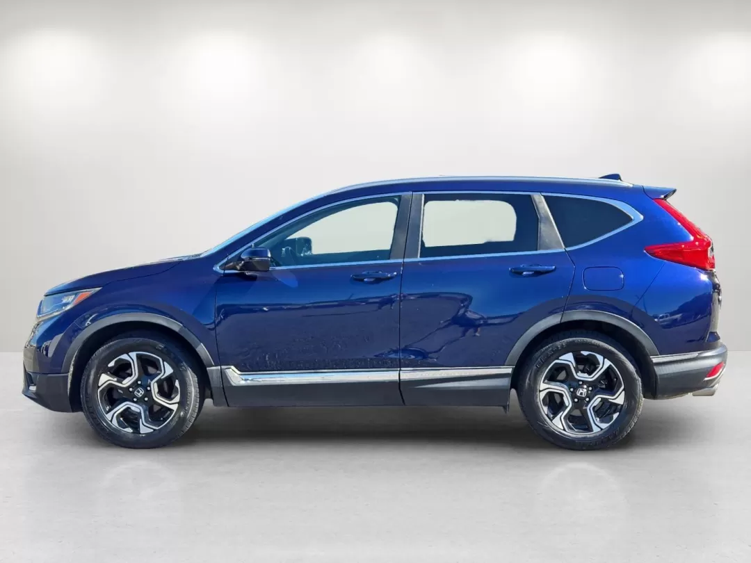2019 Honda CR-V Touring (7FARW1H97KE) with an Other engine, located at 3959 U.S. 80 W, Phenix City, AL, 36870, (334) 297-4885, 32.469296, -85.135185 - **Discover Adventure with the 2019 Honda CR-V Touring at Gils Auto Your Gateway to Affordable, Reliable Driving!**<br /> <br /> Are you ready to elevate your driving experience and embrace your next adventure? Look no further than this stunning 2019 Honda CR-V in captivating blue, available now at - Photo#8
