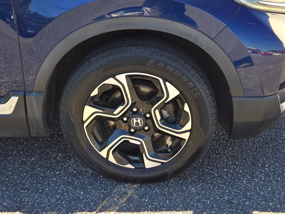 2019 Honda CR-V Touring (7FARW1H97KE) with an Other engine, located at 804 22nd Ave, Phenix City, AL, 36870, (334) 297-1860, 32.484749, -85.024475 - **Discover Adventure with the 2019 Honda CR-V Touring at Gils Auto Your Gateway to Affordable, Reliable Driving!**<br /> <br /> Are you ready to elevate your driving experience and embrace your next adventure? Look no further than this stunning 2019 Honda CR-V in captivating blue, available now at - Photo#2