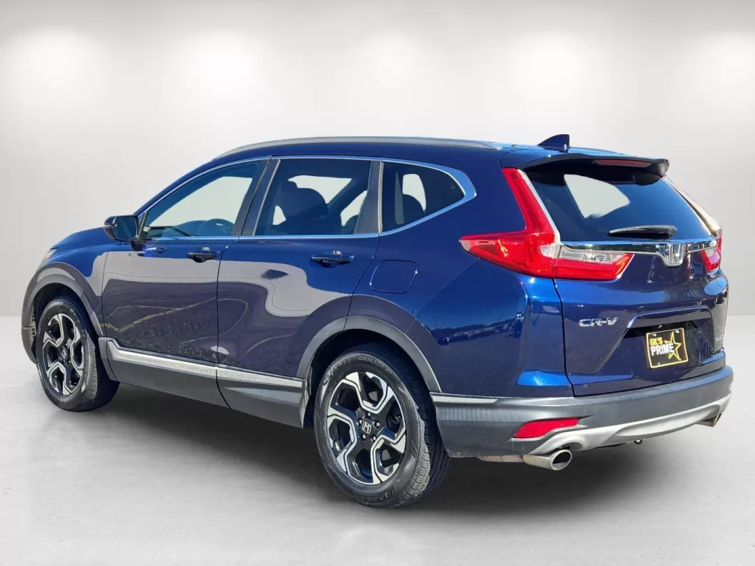 2019 Honda CR-V Touring (7FARW1H97KE) with an Other engine, located at 804 22nd Ave, Phenix City, AL, 36870, (334) 297-1860, 32.484749, -85.024475 - **Discover Adventure with the 2019 Honda CR-V Touring at Gils Auto Your Gateway to Affordable, Reliable Driving!**<br /> <br /> Are you ready to elevate your driving experience and embrace your next adventure? Look no further than this stunning 2019 Honda CR-V in captivating blue, available now at - Photo#7