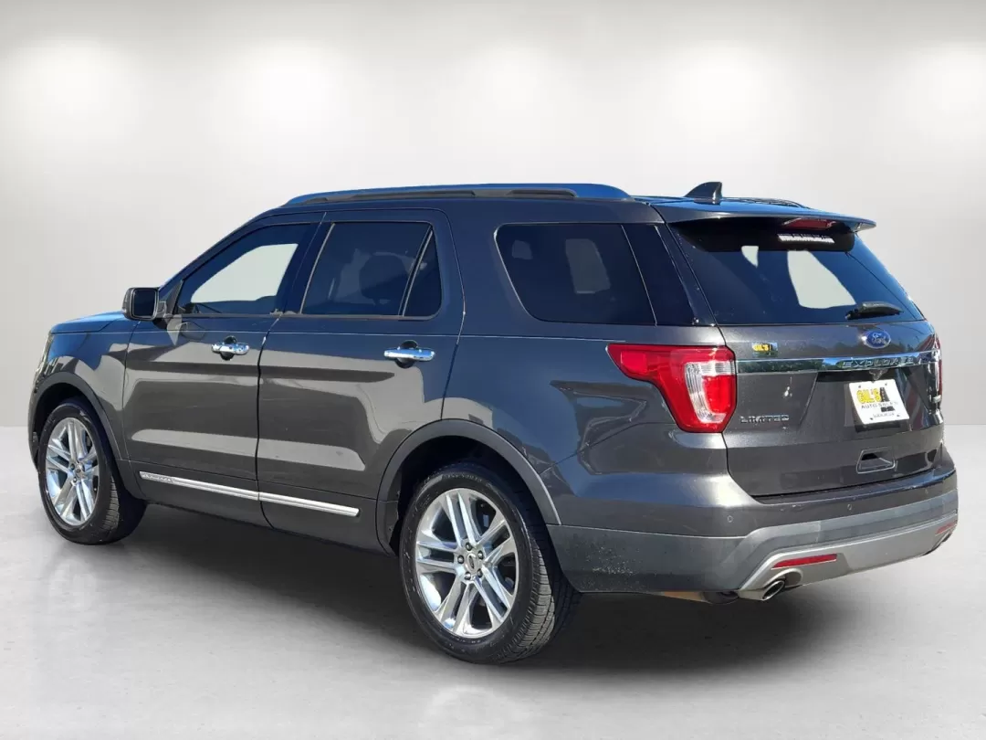 2017 Ford Explorer Limited (1FM5K7FH6HG) with an Other engine, located at 3959 U.S. 80 W, Phenix City, AL, 36870, (334) 297-4885, 32.469296, -85.135185 - Are you in the market for a versatile SUV that can keep up with your busy lifestyle? Look no further than the impressive 2017 Ford Explorer Limited, available now at Gils Auto in Phenix City, AL. This exceptional vehicle is perfect for growing families, weekend adventurers, and anyone who needs a re - Photo#7