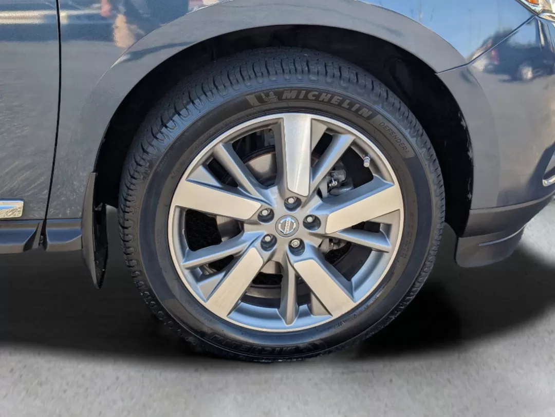 2013 /Almond Nissan Pathfinder Platinum (5N1AR2MM6DC) with an Other engine, located at 3959 U.S. 80 W, Phenix City, AL, 36870, (334) 297-4885, 32.469296, -85.135185 - **Explore New Adventures with the 2013 Nissan Pathfinder Platinum at Gils Auto in Phenix City, AL!**<br /> <br /> Are you ready to elevate your family outings, weekend getaways, and daily commutes? The 2013 Nissan Pathfinder Platinum is the perfect SUV for those who crave versatility and comfort in - Photo#8