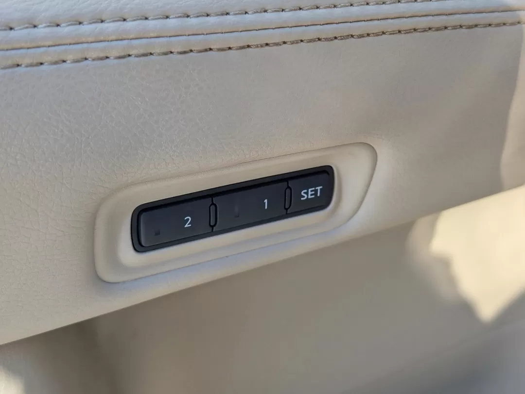 2013 /Almond Nissan Pathfinder Platinum (5N1AR2MM6DC) with an Other engine, located at 3959 U.S. 80 W, Phenix City, AL, 36870, (334) 297-4885, 32.469296, -85.135185 - **Explore New Adventures with the 2013 Nissan Pathfinder Platinum at Gils Auto in Phenix City, AL!**<br /> <br /> Are you ready to elevate your family outings, weekend getaways, and daily commutes? The 2013 Nissan Pathfinder Platinum is the perfect SUV for those who crave versatility and comfort in - Photo#10