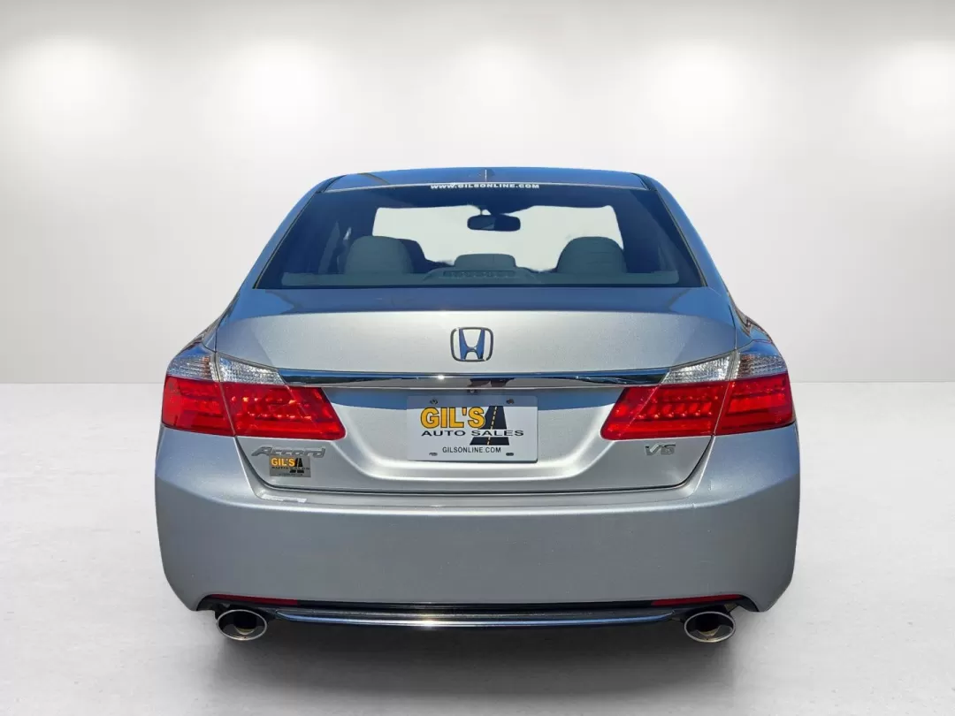 2014 Honda Accord Sedan EX-L (1HGCR3F85EA) with an Other engine, located at 3959 U.S. 80 W, Phenix City, AL, 36870, (334) 297-4885, 32.469296, -85.135185 - **Experience Luxury and Reliability with This 2014 Honda Accord EX-L Sedan, Perfect for Your Lifestyle!**<br /> <br /> If you're seeking a vehicle that seamlessly blends comfort, reliability, and advanced features for your daily commute or weekend adventures, look no further than this stunning 2014 - Photo#6