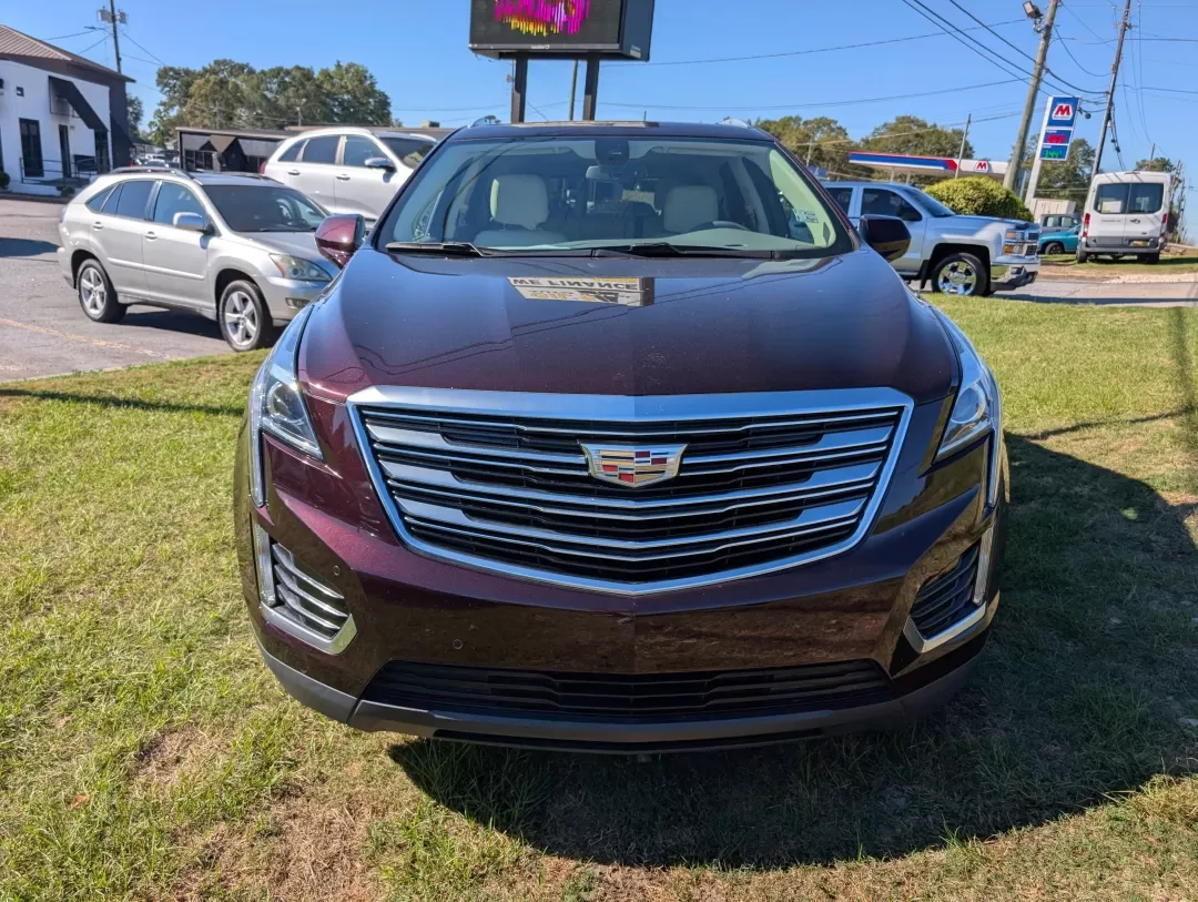 2018 /Cirrus Cadillac XT5 Luxury FWD (1GYKNCRS9JZ) with an Other engine, located at 3959 U.S. 80 W, Phenix City, AL, 36870, (334) 297-4885, 32.469296, -85.135185 - **Experience Luxury and Versatility with the 2018 Cadillac XT5 at Gils Auto in Phenix City, AL!**<br /> <br /> If you're seeking a sophisticated SUV that effortlessly blends luxury with practicality, the 2018 Cadillac XT5 is your perfect match. Designed for those who appreciate style and performance - Photo#1