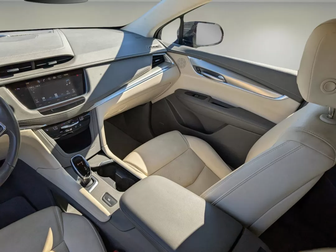 2018 /Cirrus Cadillac XT5 Luxury FWD (1GYKNCRS9JZ) with an Other engine, located at 3959 U.S. 80 W, Phenix City, AL, 36870, (334) 297-4885, 32.469296, -85.135185 - **Experience Luxury and Versatility with the 2018 Cadillac XT5 at Gils Auto in Phenix City, AL!**<br /> <br /> If you're seeking a sophisticated SUV that effortlessly blends luxury with practicality, the 2018 Cadillac XT5 is your perfect match. Designed for those who appreciate style and performance - Photo#13