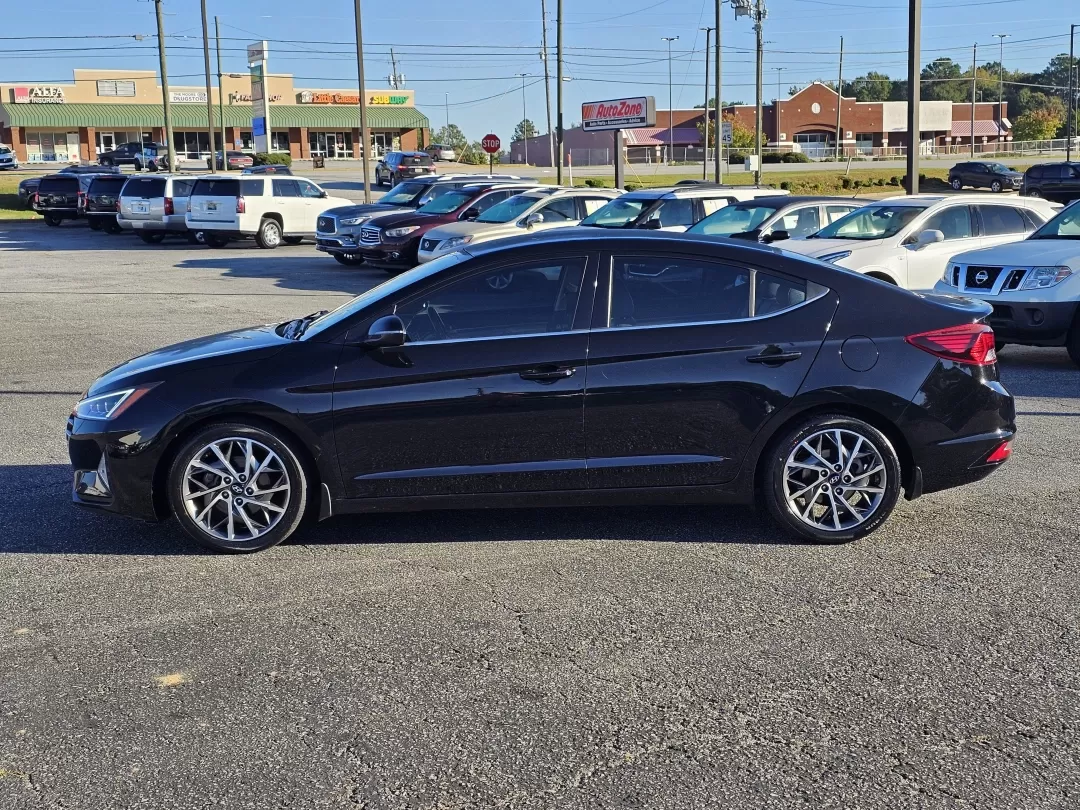 2020 /Gray Hyundai Elantra Limited (5NPD84LF5LH) with an Other engine, located at 3959 U.S. 80 W, Phenix City, AL, 36870, (334) 297-4885, 32.469296, -85.135185 - **Drive Your Future with the 2020 Hyundai Elantra Limited Perfect for Everyday Adventures!**<br /> <br /> Are you ready to elevate your daily commute or weekend getaway? Look no further than the stunning 2020 Hyundai Elantra Limited, now available at Gils Auto, your trusted Buy Here Pay Here dealer - Photo#7