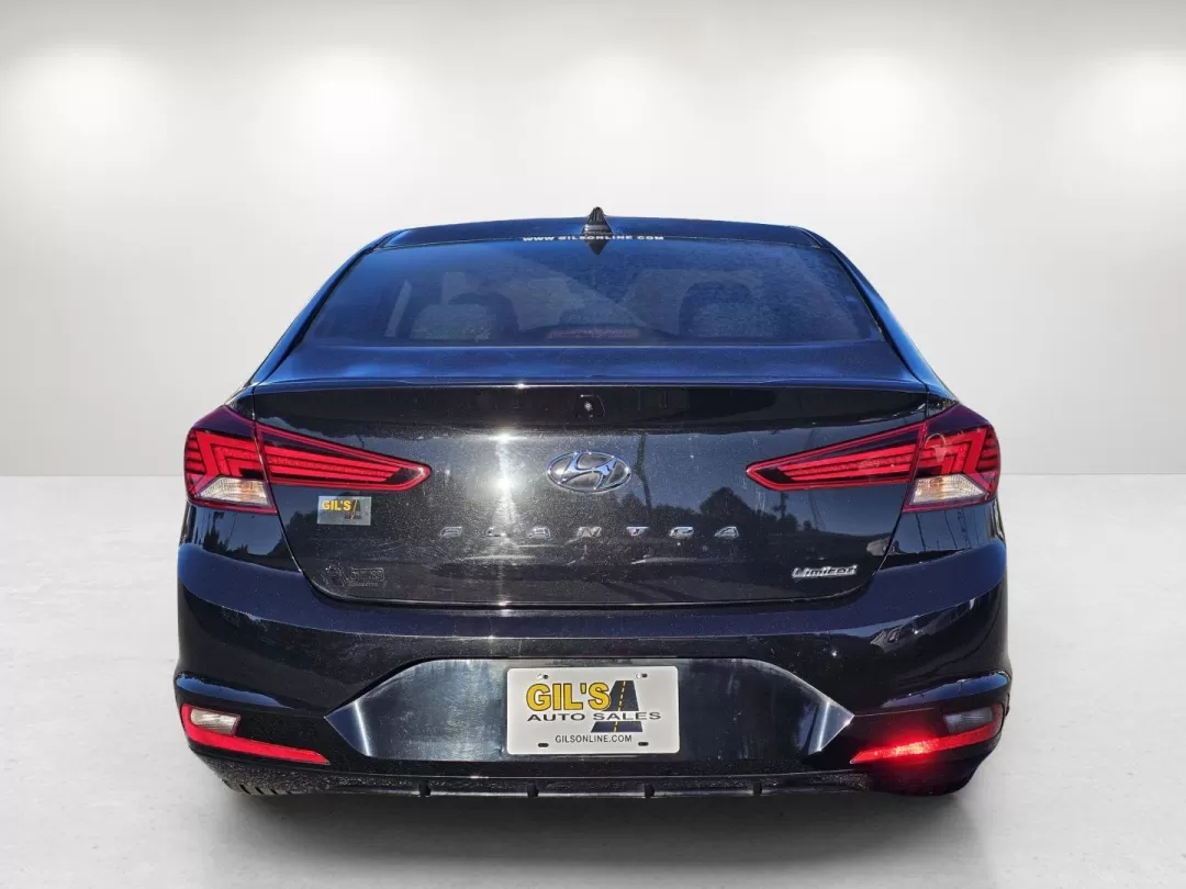 2020 /Gray Hyundai Elantra Limited (5NPD84LF5LH) with an Other engine, located at 3959 U.S. 80 W, Phenix City, AL, 36870, (334) 297-4885, 32.469296, -85.135185 - **Drive Your Future with the 2020 Hyundai Elantra Limited Perfect for Everyday Adventures!**<br /> <br /> Are you ready to elevate your daily commute or weekend getaway? Look no further than the stunning 2020 Hyundai Elantra Limited, now available at Gils Auto, your trusted Buy Here Pay Here dealer - Photo#6