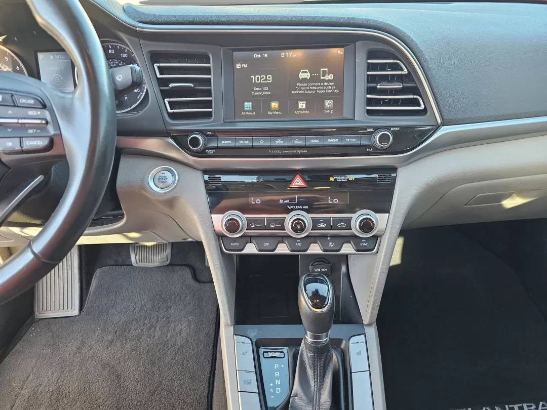 2020 /Gray Hyundai Elantra Limited (5NPD84LF5LH) with an Other engine, located at 1430 Gateway Drive, Opelika, AL, 36801, (334) 239-0944, 32.637871, -85.409790 - 2020 Hyundai Elantra Limited - Photo#11