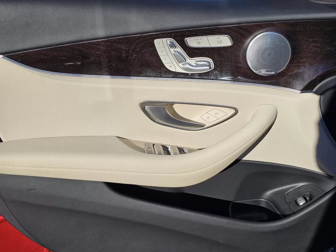 2019 Mercedes-Benz E-Class E 300 (WDDZF4JBXKA) with an Other engine, located at 3959 U.S. 80 W, Phenix City, AL, 36870, (334) 297-4885, 32.469296, -85.135185 - **Elevate Your Daily Drive-Discover the 2019 Mercedes-Benz E-Class at Gils Auto!**<br /> <br /> Embrace a lifestyle of luxury and comfort with the 2019 Mercedes-Benz E-Class, perfect for those who appreciate elegance in their everyday journeys. This stunning red 4-door sedan not only offers a sophis - Photo#9