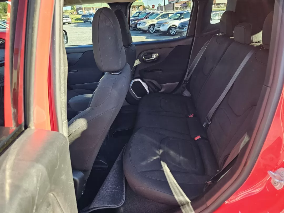 2018 /Black Jeep Renegade Latitude (ZACCJABB4JP) with an Other engine, located at 3959 U.S. 80 W, Phenix City, AL, 36870, (334) 297-4885, 32.469296, -85.135185 - Are you ready to take your adventures off the beaten path? The 2018 Jeep Renegade Latitude is the perfect crossover for those who crave exploration and value comfort and style. Whether you're navigating the bustling streets of Phenix City or heading out on a weekend getaway to the nearby Lake Oliver - Photo#14