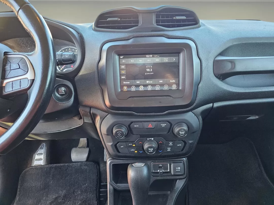 2018 /Black Jeep Renegade Latitude (ZACCJABB4JP) with an Other engine, located at 3959 U.S. 80 W, Phenix City, AL, 36870, (334) 297-4885, 32.469296, -85.135185 - Are you ready to take your adventures off the beaten path? The 2018 Jeep Renegade Latitude is the perfect crossover for those who crave exploration and value comfort and style. Whether you're navigating the bustling streets of Phenix City or heading out on a weekend getaway to the nearby Lake Oliver - Photo#12