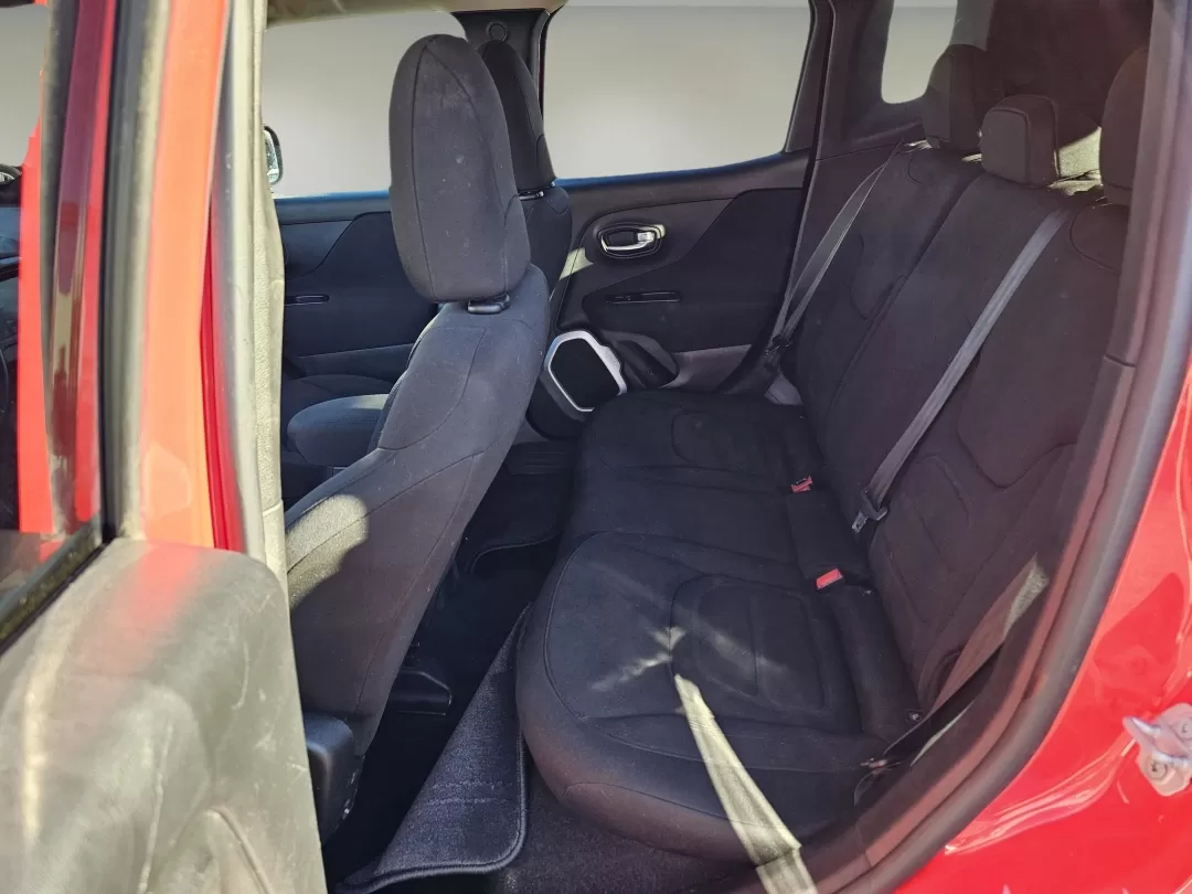 2018 /Black Jeep Renegade Latitude (ZACCJABB4JP) with an Other engine, located at 3959 U.S. 80 W, Phenix City, AL, 36870, (334) 297-4885, 32.469296, -85.135185 - Are you ready to take your adventures off the beaten path? The 2018 Jeep Renegade Latitude is the perfect crossover for those who crave exploration and value comfort and style. Whether you're navigating the bustling streets of Phenix City or heading out on a weekend getaway to the nearby Lake Oliver - Photo#15