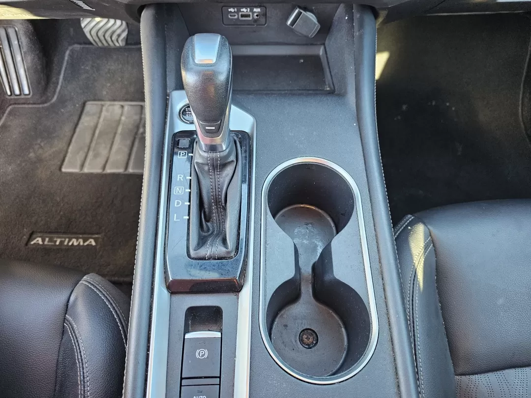 2019 /Charcoal Nissan Altima 2.5 SL (1N4BL4EV9KC) with an Other engine, located at 3959 U.S. 80 W, Phenix City, AL, 36870, (334) 297-4885, 32.469296, -85.135185 - **Experience the Perfect Blend of Comfort and Technology with the 2019 Nissan Altima 2.5 SL!** <br /> <br /> Are you on the lookout for a reliable sedan that seamlessly fits into your active lifestyle? Whether you're commuting to work in Phenix City, AL, or taking long weekend drives to explore the - Photo#12
