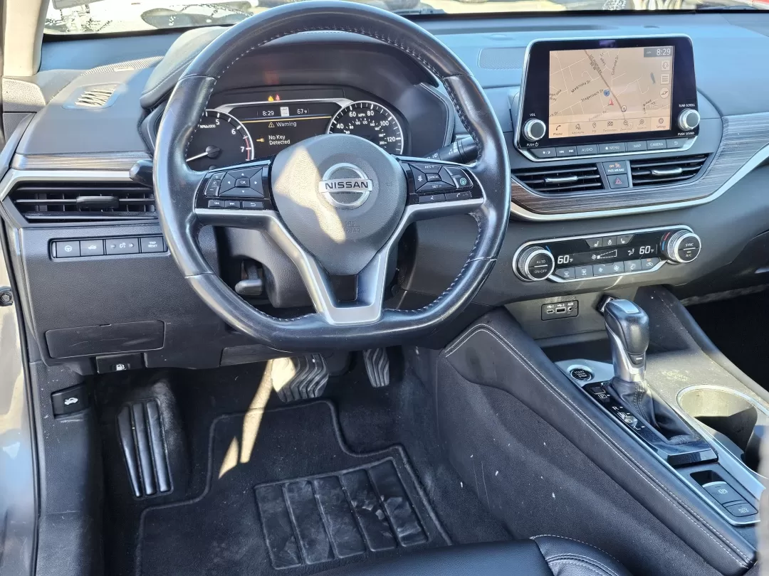 2019 /Charcoal Nissan Altima 2.5 SL (1N4BL4EV9KC) with an Other engine, located at 3959 U.S. 80 W, Phenix City, AL, 36870, (334) 297-4885, 32.469296, -85.135185 - **Experience the Perfect Blend of Comfort and Technology with the 2019 Nissan Altima 2.5 SL!** <br /> <br /> Are you on the lookout for a reliable sedan that seamlessly fits into your active lifestyle? Whether you're commuting to work in Phenix City, AL, or taking long weekend drives to explore the - Photo#15