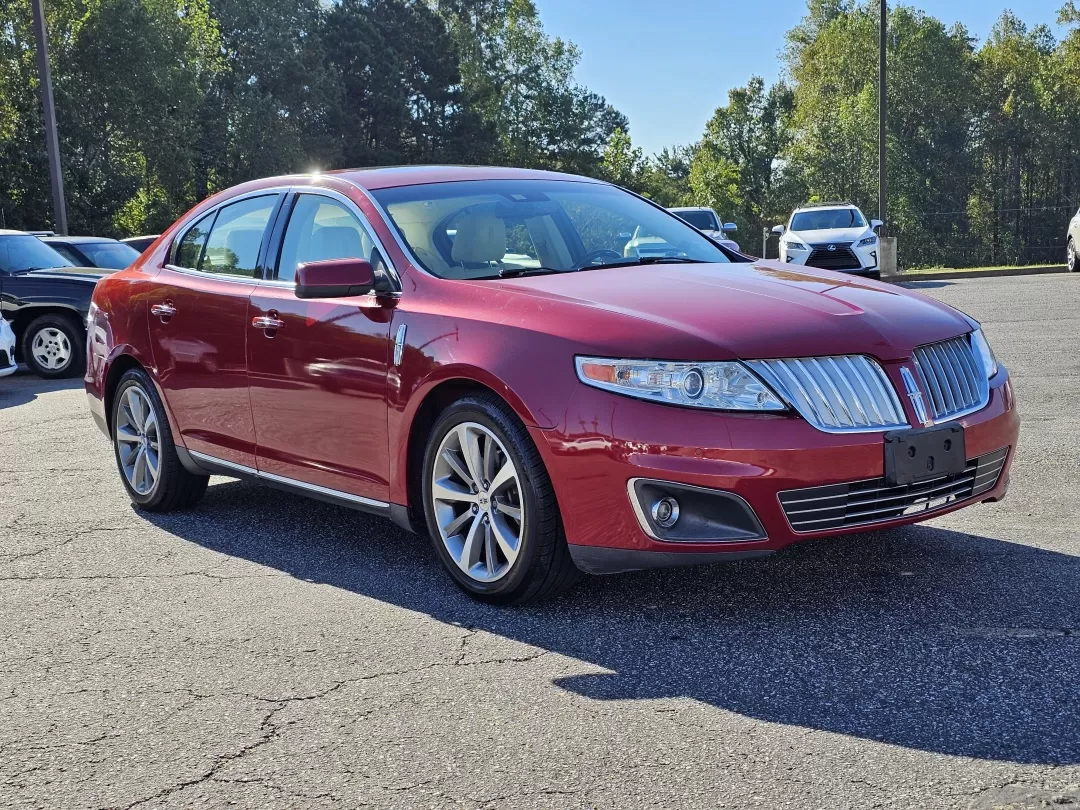 2009 Lincoln MKS (1LNHM94R29G) with an Other engine, located at 3959 U.S. 80 W, Phenix City, AL, 36870, (334) 297-4885, 32.469296, -85.135185 - Discover your next adventure with the 2009 Lincoln MKS, the perfect blend of luxury and practicality for those who demand more from their vehicle. Whether you're a growing family in need of a comfortable ride, a commuter looking for reliability, or someone craving style for weekend escapades, this a - Photo#2