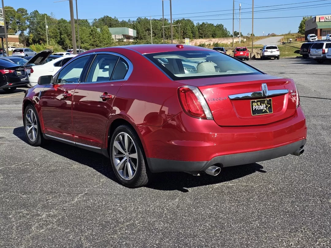 2009 Lincoln MKS (1LNHM94R29G) with an Other engine, located at 3959 U.S. 80 W, Phenix City, AL, 36870, (334) 297-4885, 32.469296, -85.135185 - Discover your next adventure with the 2009 Lincoln MKS, the perfect blend of luxury and practicality for those who demand more from their vehicle. Whether you're a growing family in need of a comfortable ride, a commuter looking for reliability, or someone craving style for weekend escapades, this a - Photo#6