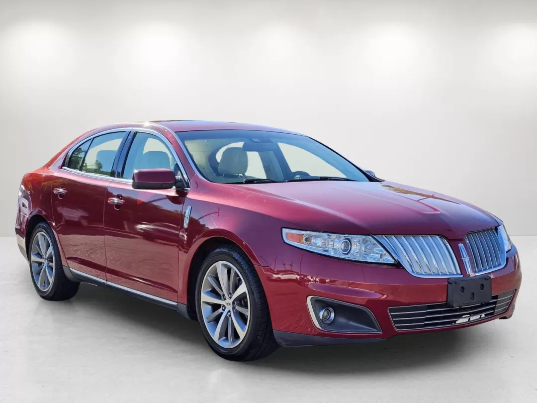 2009 Lincoln MKS (1LNHM94R29G) with an Other engine, located at 3959 U.S. 80 W, Phenix City, AL, 36870, (334) 297-4885, 32.469296, -85.135185 - Discover your next adventure with the 2009 Lincoln MKS, the perfect blend of luxury and practicality for those who demand more from their vehicle. Whether you're a growing family in need of a comfortable ride, a commuter looking for reliability, or someone craving style for weekend escapades, this a - Photo#3