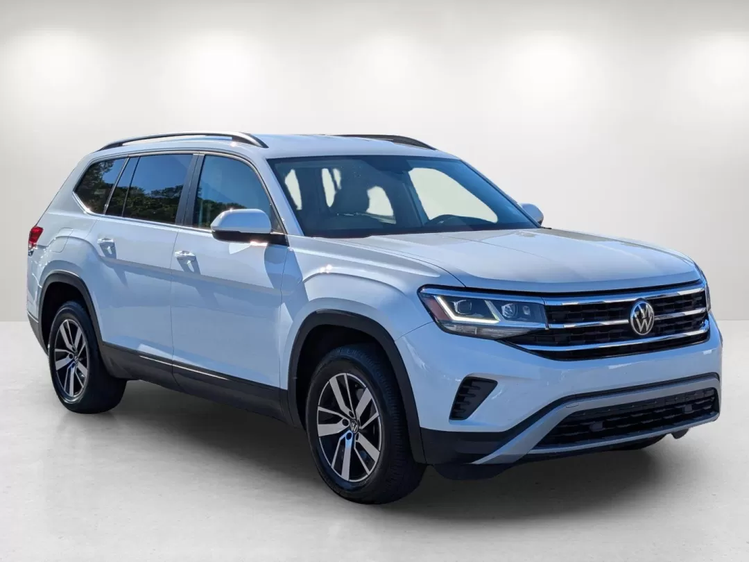 2021 /Shetland Beige Volkswagen Atlas 2.0T SE (1V2DP2CA2MC) with an Other engine, located at 3959 U.S. 80 W, Phenix City, AL, 36870, (334) 297-4885, 32.469296, -85.135185 - ### Experience Family Adventures with the 2021 Volkswagen Atlas at Gils Auto!<br /> <br /> Are you searching for the perfect family SUV that combines style, safety, and comfort? Look no further than the 2021 Volkswagen Atlas 2.0T SE, available now at Gils Auto in Phenix City, Alabama. This spacious - Photo#3