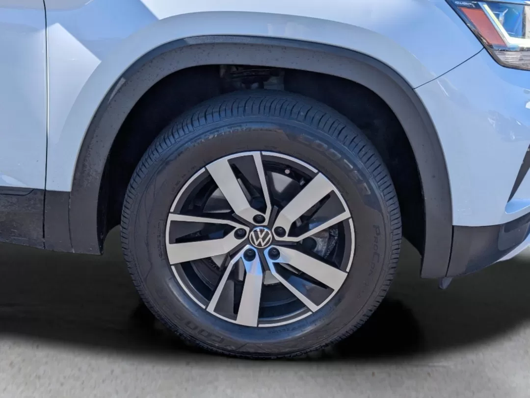 2021 /Shetland Beige Volkswagen Atlas 2.0T SE (1V2DP2CA2MC) with an Other engine, located at 3959 U.S. 80 W, Phenix City, AL, 36870, (334) 297-4885, 32.469296, -85.135185 - ### Experience Family Adventures with the 2021 Volkswagen Atlas at Gils Auto!<br /> <br /> Are you searching for the perfect family SUV that combines style, safety, and comfort? Look no further than the 2021 Volkswagen Atlas 2.0T SE, available now at Gils Auto in Phenix City, Alabama. This spacious - Photo#8
