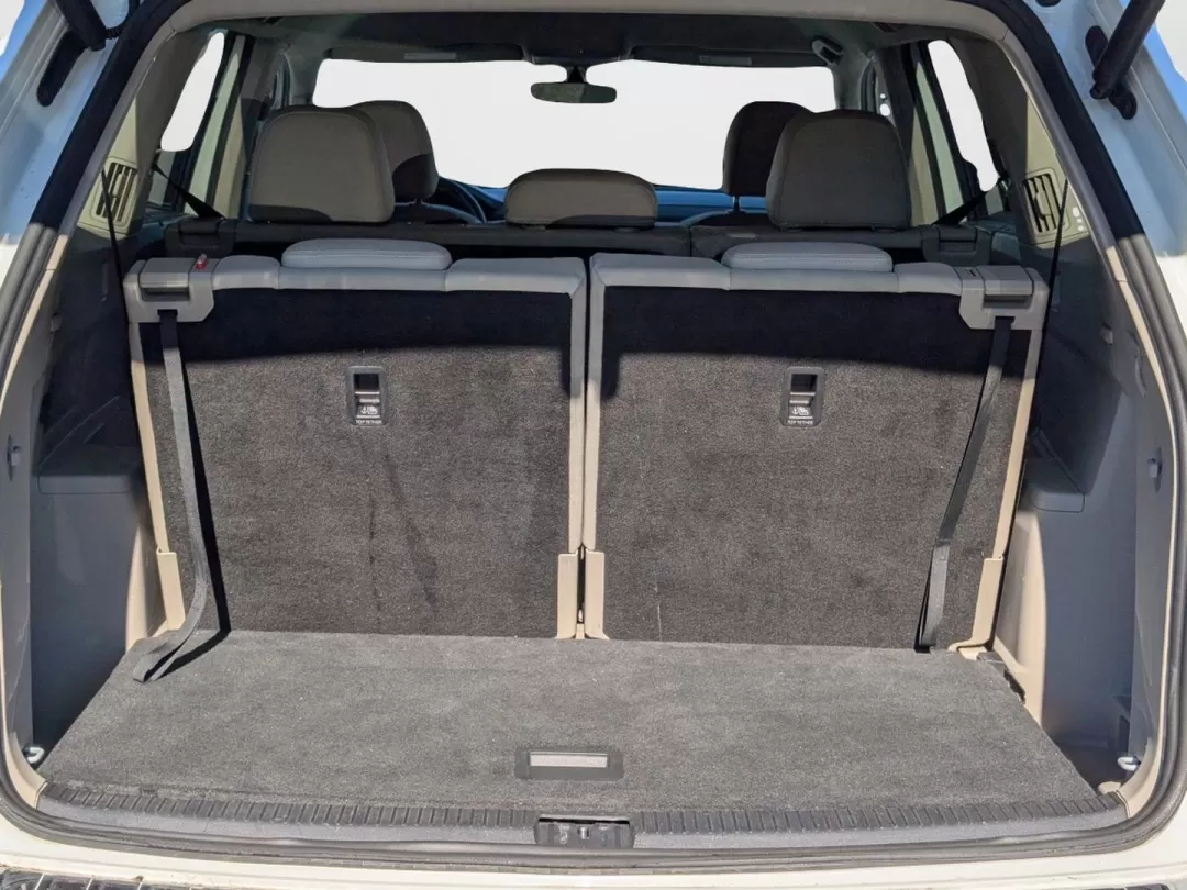2021 /Shetland Beige Volkswagen Atlas 2.0T SE (1V2DP2CA2MC) with an Other engine, located at 3959 U.S. 80 W, Phenix City, AL, 36870, (334) 297-4885, 32.469296, -85.135185 - ### Experience Family Adventures with the 2021 Volkswagen Atlas at Gils Auto!<br /> <br /> Are you searching for the perfect family SUV that combines style, safety, and comfort? Look no further than the 2021 Volkswagen Atlas 2.0T SE, available now at Gils Auto in Phenix City, Alabama. This spacious - Photo#9