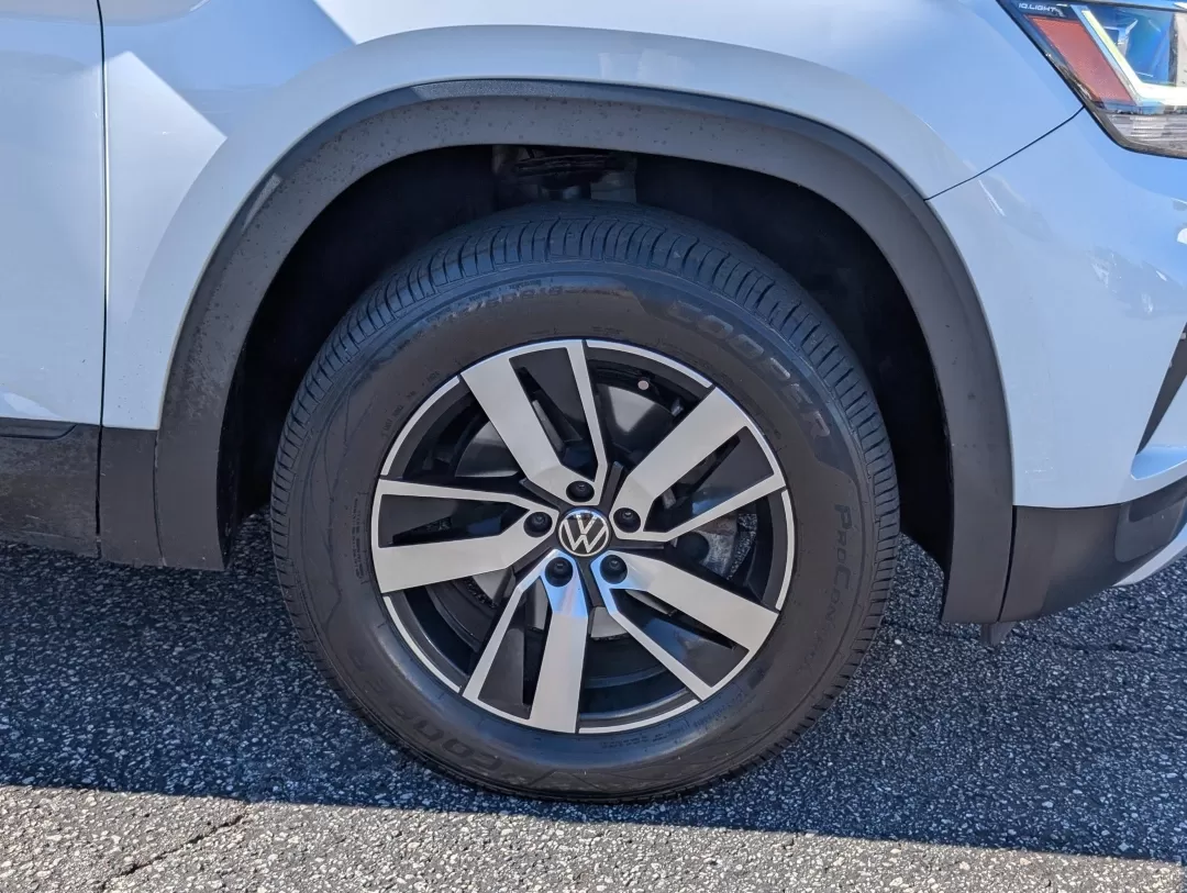 2021 /Shetland Beige Volkswagen Atlas 2.0T SE (1V2DP2CA2MC) with an Other engine, located at 5115 14th Ave., Columbus, GA, 31904, (706) 323-0345, 32.511494, -84.971046 - ### Experience Family Adventures with the 2021 Volkswagen Atlas at Gils Auto!<br /> <br /> Are you searching for the perfect family SUV that combines style, safety, and comfort? Look no further than the 2021 Volkswagen Atlas 2.0T SE, available now at Gils Auto in Phenix City, Alabama. This spacious - Photo#7
