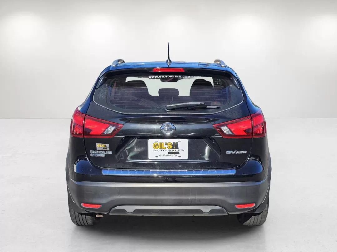 2017 /Charcoal Nissan Rogue SV (JN1BJ1CR7HW) with an Other engine, located at 7000 Northlake Connector, Columbus, GA, 31904, (706) 987-8085, 32.524975, -84.978134 - Experience the ultimate blend of style, comfort, and versatility with this 2017 Nissan Rogue SV, expertly designed for modern lifestyles and adventures! Whether you're a growing family looking for space, a commuter seeking reliability, or someone who loves weekend getaways, this sport utility vehicl - Photo#6