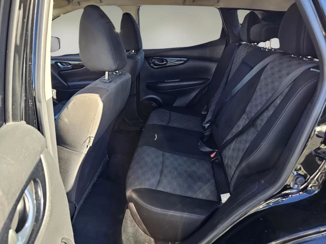 2017 /Charcoal Nissan Rogue SV (JN1BJ1CR7HW) with an Other engine, located at 7000 Northlake Connector, Columbus, GA, 31904, (706) 987-8085, 32.524975, -84.978134 - Experience the ultimate blend of style, comfort, and versatility with this 2017 Nissan Rogue SV, expertly designed for modern lifestyles and adventures! Whether you're a growing family looking for space, a commuter seeking reliability, or someone who loves weekend getaways, this sport utility vehicl - Photo#15