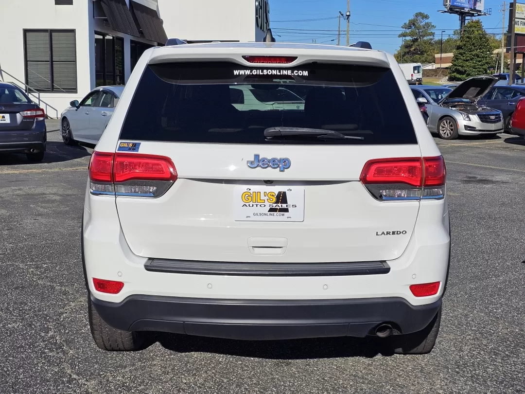 2017 /Lt Frost Beige/Black Jeep Grand Cherokee Laredo (1C4RJEAG3HC) with an Other engine, located at 3959 U.S. 80 W, Phenix City, AL, 36870, (334) 297-4885, 32.469296, -85.135185 - Looking for an SUV that combines versatility, style, and reliability for your family adventures or daily commutes? Look no further than the 2017 Jeep Grand Cherokee Laredo, now available at Gils Auto in Phenix City, AL. This robust vehicle is perfect for growing families, weekend explorers, or anyon - Photo#5