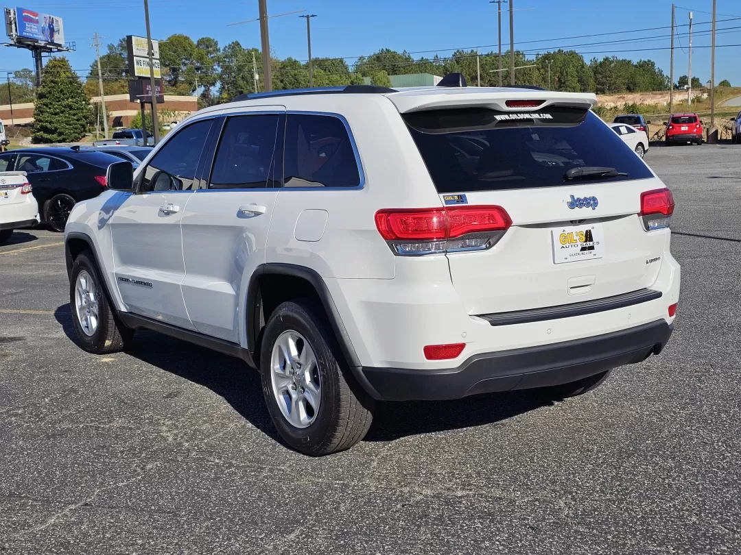 2017 /Lt Frost Beige/Black Jeep Grand Cherokee Laredo (1C4RJEAG3HC) with an Other engine, located at 3959 U.S. 80 W, Phenix City, AL, 36870, (334) 297-4885, 32.469296, -85.135185 - Looking for an SUV that combines versatility, style, and reliability for your family adventures or daily commutes? Look no further than the 2017 Jeep Grand Cherokee Laredo, now available at Gils Auto in Phenix City, AL. This robust vehicle is perfect for growing families, weekend explorers, or anyon - Photo#6