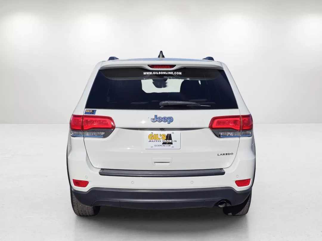 2017 /Lt Frost Beige/Black Jeep Grand Cherokee Laredo (1C4RJEAG3HC) with an Other engine, located at 3959 U.S. 80 W, Phenix City, AL, 36870, (334) 297-4885, 32.469296, -85.135185 - Looking for an SUV that combines versatility, style, and reliability for your family adventures or daily commutes? Look no further than the 2017 Jeep Grand Cherokee Laredo, now available at Gils Auto in Phenix City, AL. This robust vehicle is perfect for growing families, weekend explorers, or anyon - Photo#6