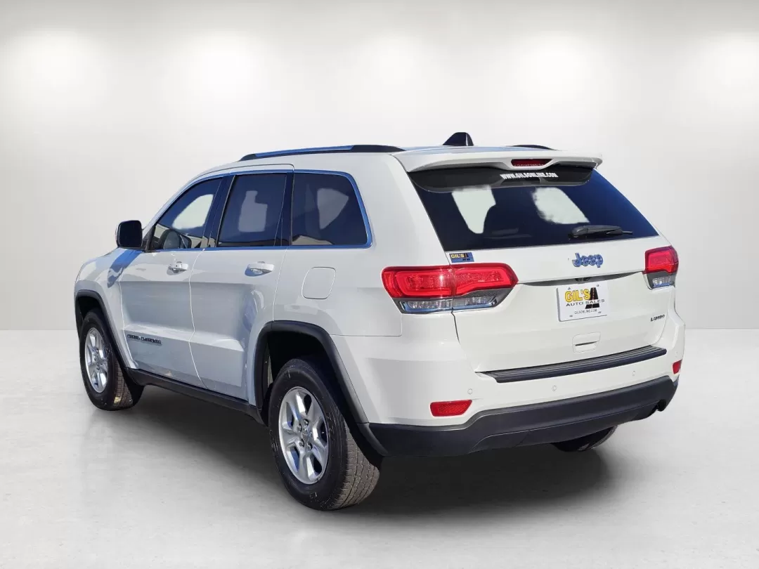 2017 /Lt Frost Beige/Black Jeep Grand Cherokee Laredo (1C4RJEAG3HC) with an Other engine, located at 3959 U.S. 80 W, Phenix City, AL, 36870, (334) 297-4885, 32.469296, -85.135185 - Looking for an SUV that combines versatility, style, and reliability for your family adventures or daily commutes? Look no further than the 2017 Jeep Grand Cherokee Laredo, now available at Gils Auto in Phenix City, AL. This robust vehicle is perfect for growing families, weekend explorers, or anyon - Photo#7