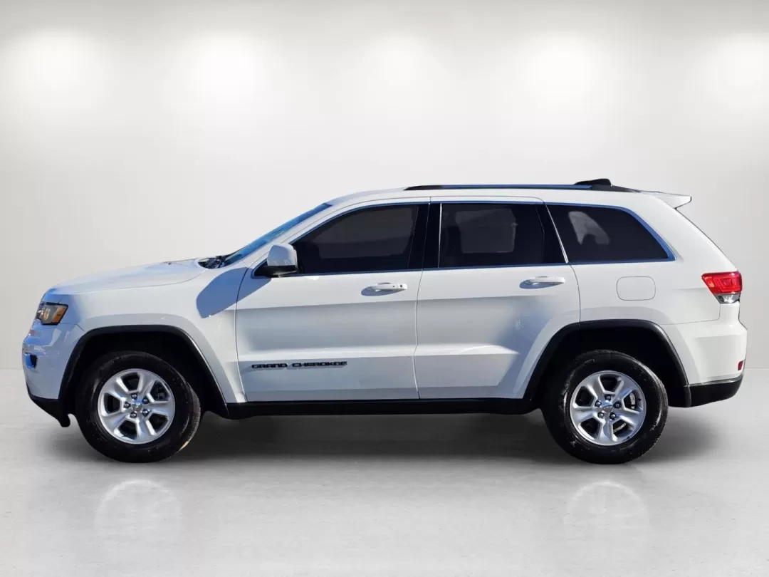 2017 /Lt Frost Beige/Black Jeep Grand Cherokee Laredo (1C4RJEAG3HC) with an Other engine, located at 3959 U.S. 80 W, Phenix City, AL, 36870, (334) 297-4885, 32.469296, -85.135185 - Looking for an SUV that combines versatility, style, and reliability for your family adventures or daily commutes? Look no further than the 2017 Jeep Grand Cherokee Laredo, now available at Gils Auto in Phenix City, AL. This robust vehicle is perfect for growing families, weekend explorers, or anyon - Photo#8