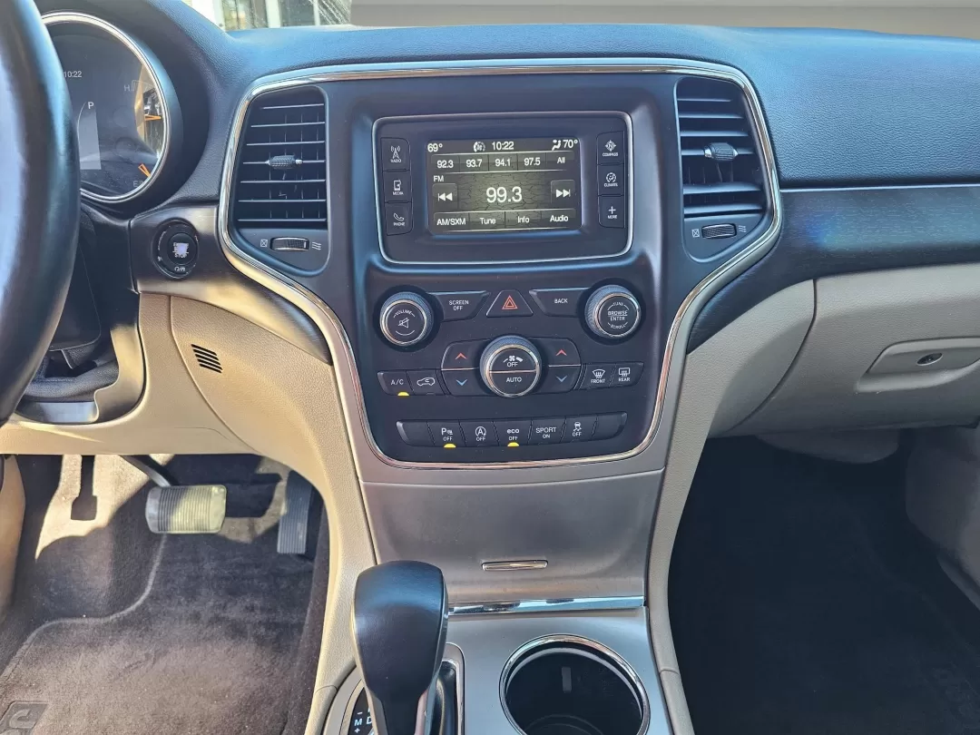 2017 /Lt Frost Beige/Black Jeep Grand Cherokee Laredo (1C4RJEAG3HC) with an Other engine, located at 3959 U.S. 80 W, Phenix City, AL, 36870, (334) 297-4885, 32.469296, -85.135185 - Looking for an SUV that combines versatility, style, and reliability for your family adventures or daily commutes? Look no further than the 2017 Jeep Grand Cherokee Laredo, now available at Gils Auto in Phenix City, AL. This robust vehicle is perfect for growing families, weekend explorers, or anyon - Photo#12