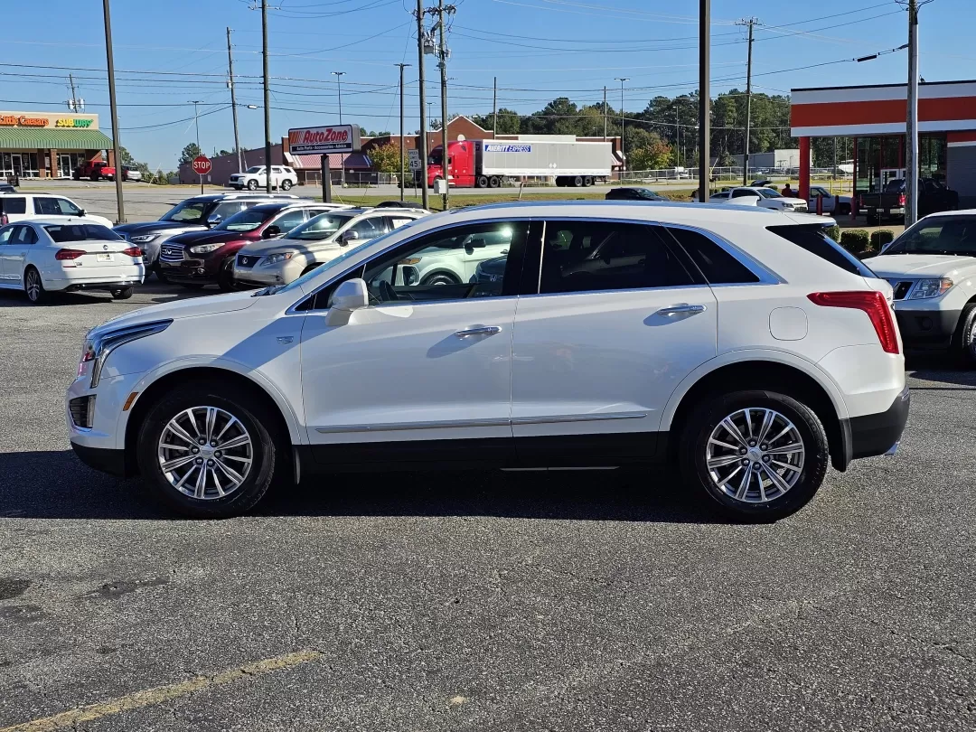2018 /Cirrus Cadillac XT5 Luxury FWD (1GYKNCRS4JZ) with an Other engine, located at 3959 U.S. 80 W, Phenix City, AL, 36870, (334) 297-4885, 32.469296, -85.135185 - **Experience Luxury on Every Adventure with the 2018 Cadillac XT5** <br /> Are you in search of the perfect vehicle to elevate your daily commute while providing versatility for weekend getaways? Look no further than the stunning 2018 Cadillac XT5 Luxury FWD, available now at Gils Auto in Phenix Ci - Photo#7