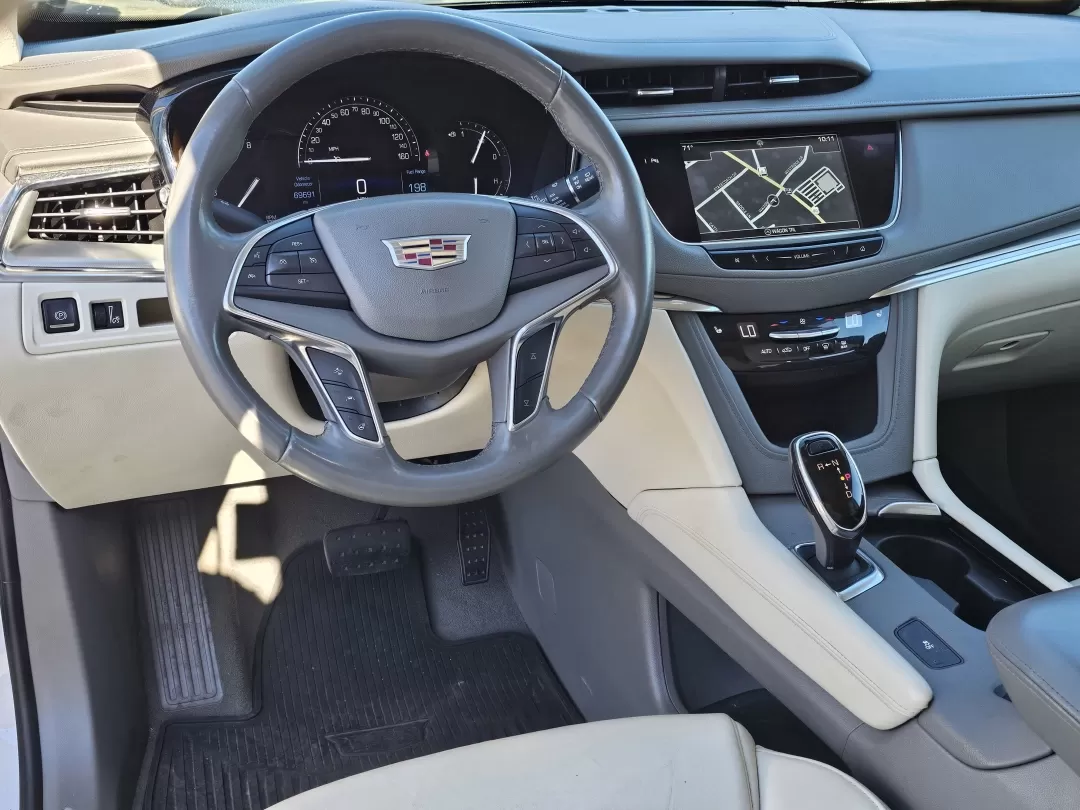 2018 /Cirrus Cadillac XT5 Luxury FWD (1GYKNCRS4JZ) with an Other engine, located at 3959 U.S. 80 W, Phenix City, AL, 36870, (334) 297-4885, 32.469296, -85.135185 - **Experience Luxury on Every Adventure with the 2018 Cadillac XT5** <br /> Are you in search of the perfect vehicle to elevate your daily commute while providing versatility for weekend getaways? Look no further than the stunning 2018 Cadillac XT5 Luxury FWD, available now at Gils Auto in Phenix Ci - Photo#15