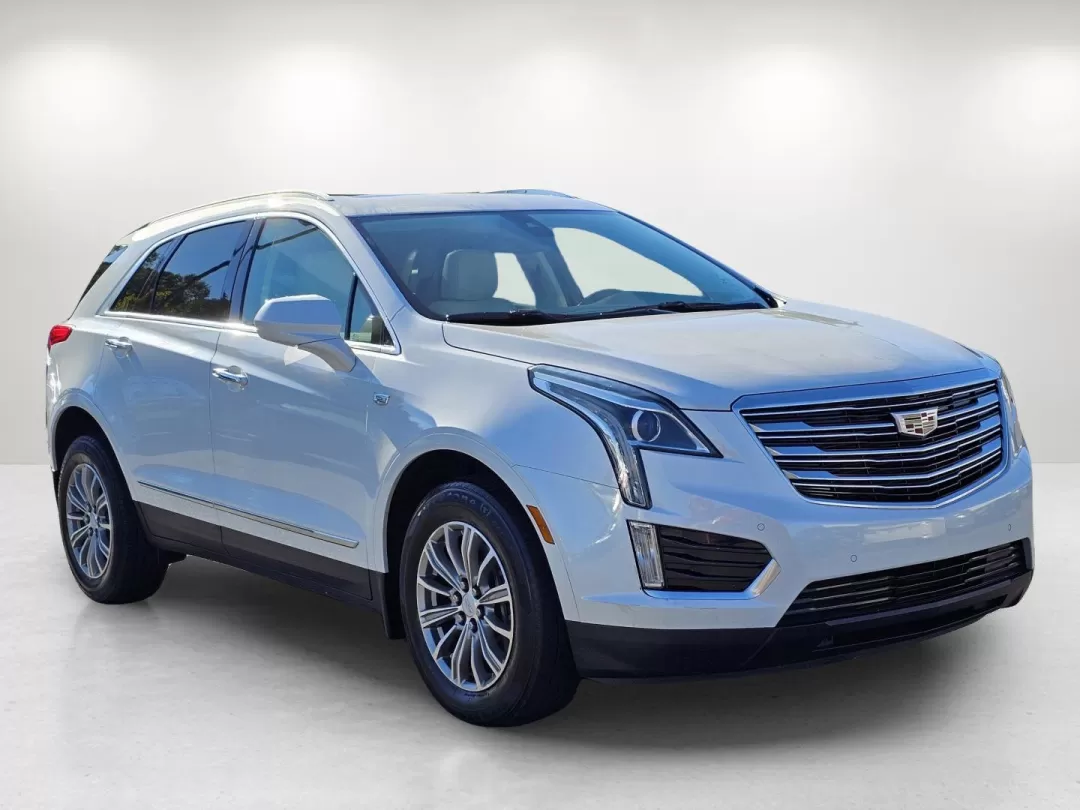2018 /Cirrus Cadillac XT5 Luxury FWD (1GYKNCRS4JZ) with an Other engine, located at 804 22nd Ave, Phenix City, AL, 36870, (334) 297-1860, 32.484749, -85.024475 - **Experience Luxury on Every Adventure with the 2018 Cadillac XT5** <br /> Are you in search of the perfect vehicle to elevate your daily commute while providing versatility for weekend getaways? Look no further than the stunning 2018 Cadillac XT5 Luxury FWD, available now at Gils Auto in Phenix Ci - Photo#2