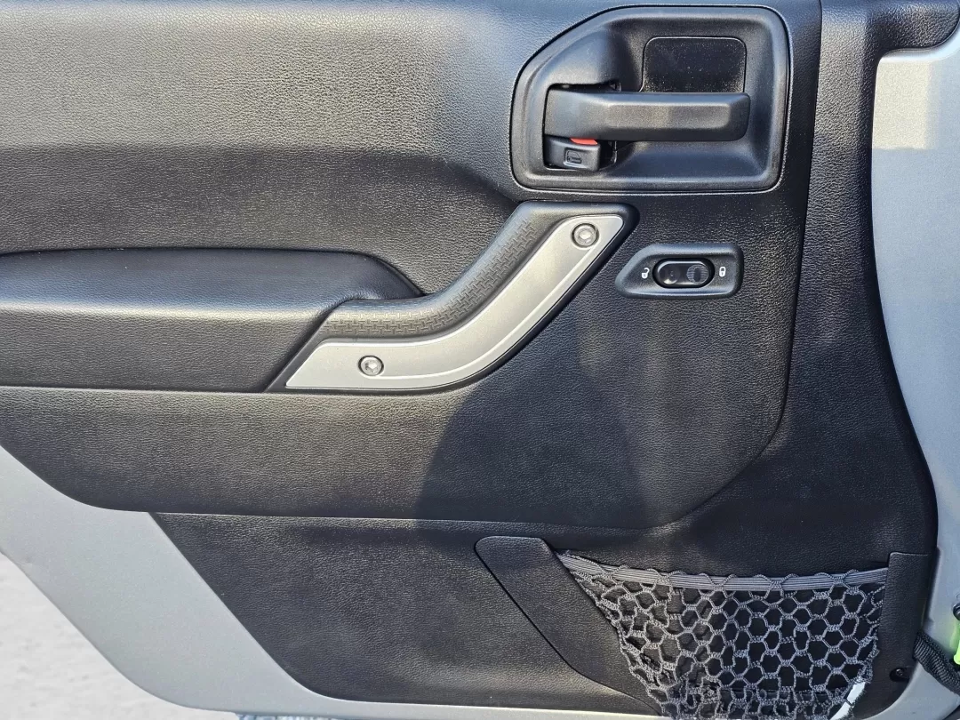 2014 /Black Jeep Wrangler Sahara (1C4BJWEG2EL) with an Other engine, located at 3959 U.S. 80 W, Phenix City, AL, 36870, (334) 297-4885, 32.469296, -85.135185 - **Adventure Awaits: Explore the Great Outdoors with This 2014 Jeep Wrangler Sahara at Gils Auto!**<br /> <br /> Are you ready to take on the open road and make lasting memories with friends and family? This rugged 2014 Jeep Wrangler Sahara, available at Gils Auto in Phenix City, AL, is the perfect c - Photo#9