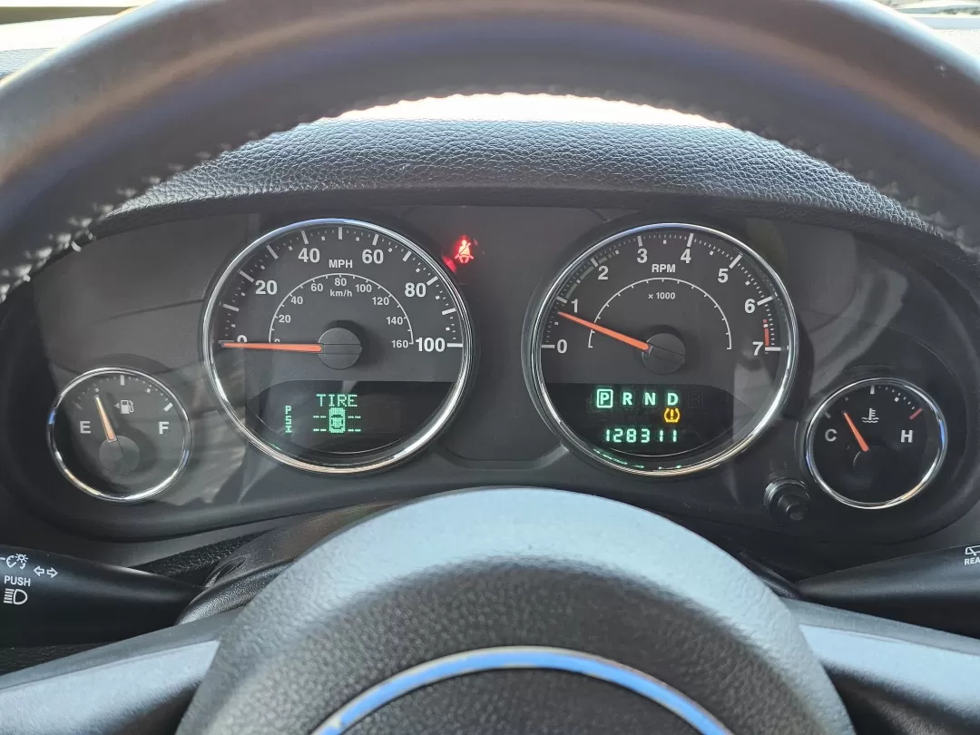 2014 /Black Jeep Wrangler Sahara (1C4BJWEG2EL) with an Other engine, located at 3959 U.S. 80 W, Phenix City, AL, 36870, (334) 297-4885, 32.469296, -85.135185 - **Adventure Awaits: Explore the Great Outdoors with This 2014 Jeep Wrangler Sahara at Gils Auto!**<br /> <br /> Are you ready to take on the open road and make lasting memories with friends and family? This rugged 2014 Jeep Wrangler Sahara, available at Gils Auto in Phenix City, AL, is the perfect c - Photo#12