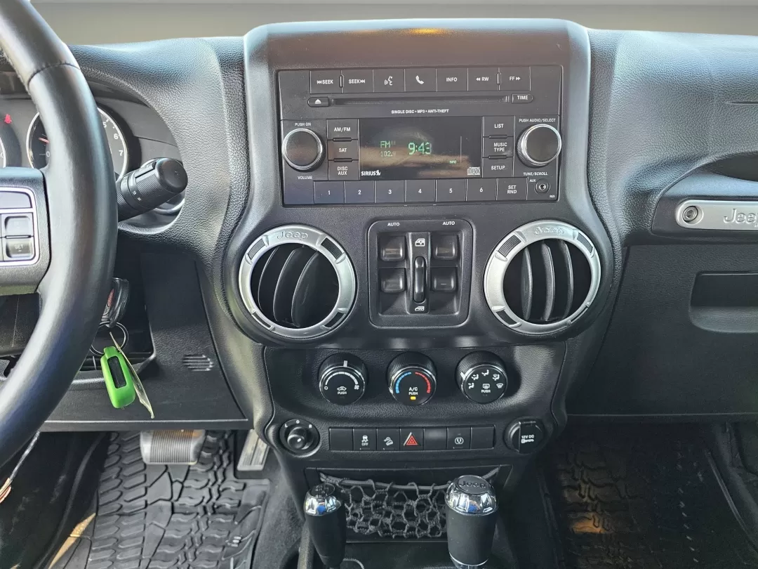 2014 /Black Jeep Wrangler Sahara (1C4BJWEG2EL) with an Other engine, located at 3959 U.S. 80 W, Phenix City, AL, 36870, (334) 297-4885, 32.469296, -85.135185 - **Adventure Awaits: Explore the Great Outdoors with This 2014 Jeep Wrangler Sahara at Gils Auto!**<br /> <br /> Are you ready to take on the open road and make lasting memories with friends and family? This rugged 2014 Jeep Wrangler Sahara, available at Gils Auto in Phenix City, AL, is the perfect c - Photo#13
