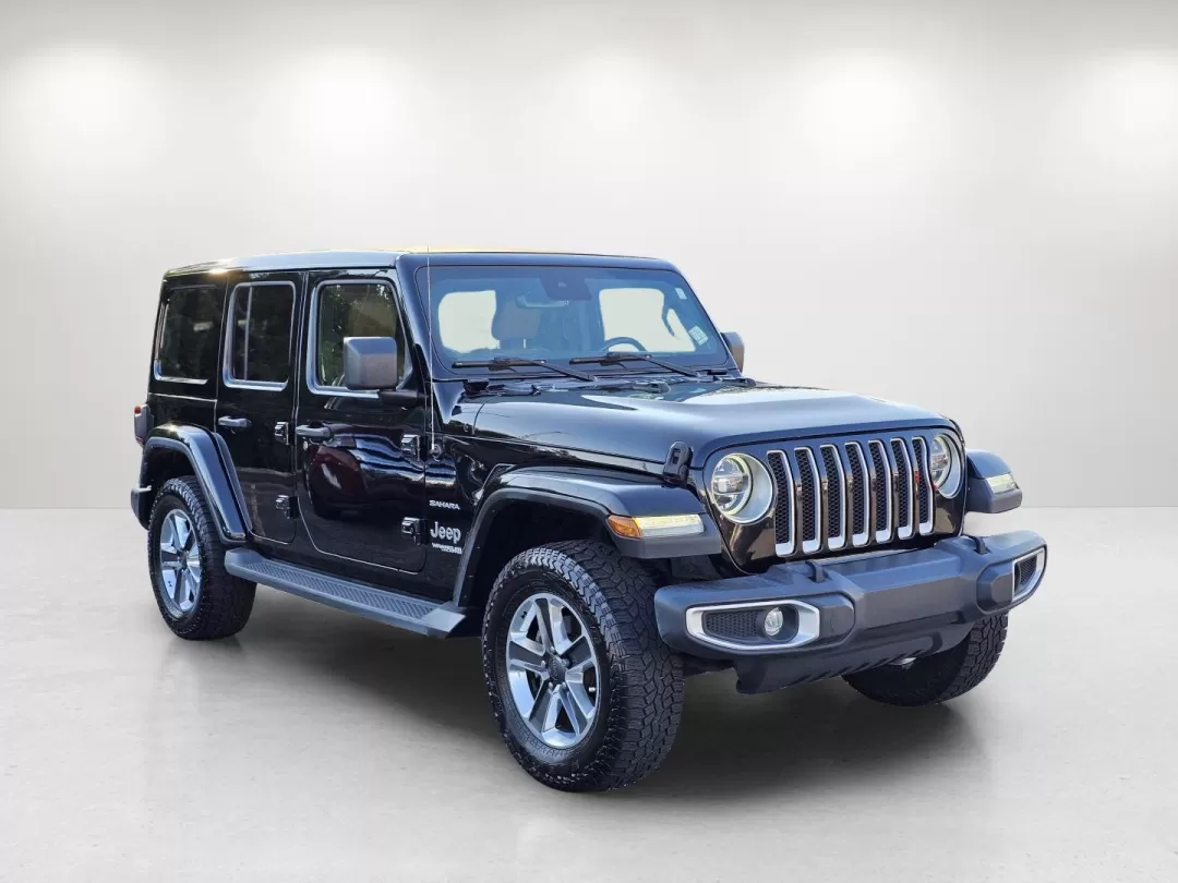 2021 /Dark Saddle/Black Jeep Wrangler Unlimited Sahara (1C4HJXENXMW) with an Other engine, located at 5115 14th Ave., Columbus, GA, 31904, (706) 323-0345, 32.511494, -84.971046 - **2021 Jeep Wrangler Unlimited Sahara: The Ultimate Adventure Companion!**<br /> <br /> Are you ready to elevate your lifestyle and embrace the thrill of the open road? The 2021 Jeep Wrangler Unlimited Sahara is here to take you on unforgettable adventures, whether you're conquering rugged terrains, - Photo#3