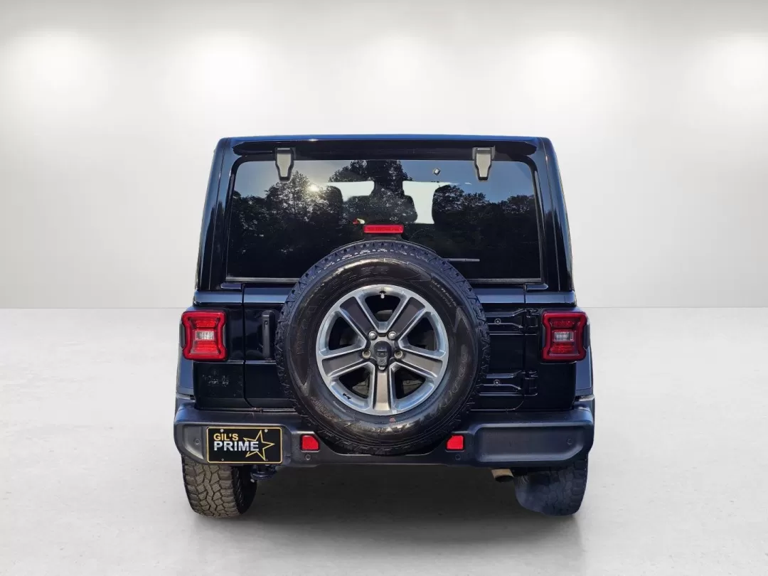 2021 /Dark Saddle/Black Jeep Wrangler Unlimited Sahara (1C4HJXENXMW) with an Other engine, located at 5115 14th Ave., Columbus, GA, 31904, (706) 323-0345, 32.511494, -84.971046 - **2021 Jeep Wrangler Unlimited Sahara: The Ultimate Adventure Companion!**<br /> <br /> Are you ready to elevate your lifestyle and embrace the thrill of the open road? The 2021 Jeep Wrangler Unlimited Sahara is here to take you on unforgettable adventures, whether you're conquering rugged terrains, - Photo#6