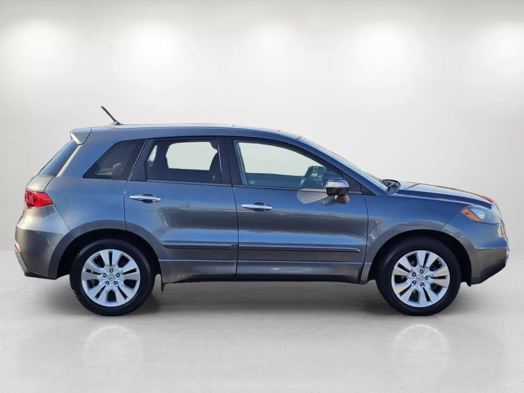 2011 Acura RDX (5J8TB2H23BA) with an Other engine, located at 3959 U.S. 80 W, Phenix City, AL, 36870, (334) 297-4885, 32.469296, -85.135185 - **Elevate Your Adventures with the 2011 Acura RDX at Gils Auto - Phenix City!**<br /> <br /> Are you ready to experience the perfect blend of style, comfort, and versatility? The 2011 Acura RDX is your ideal companion for weekend getaways, family outings, or daily commutes. With a sporty utility des - Photo#3