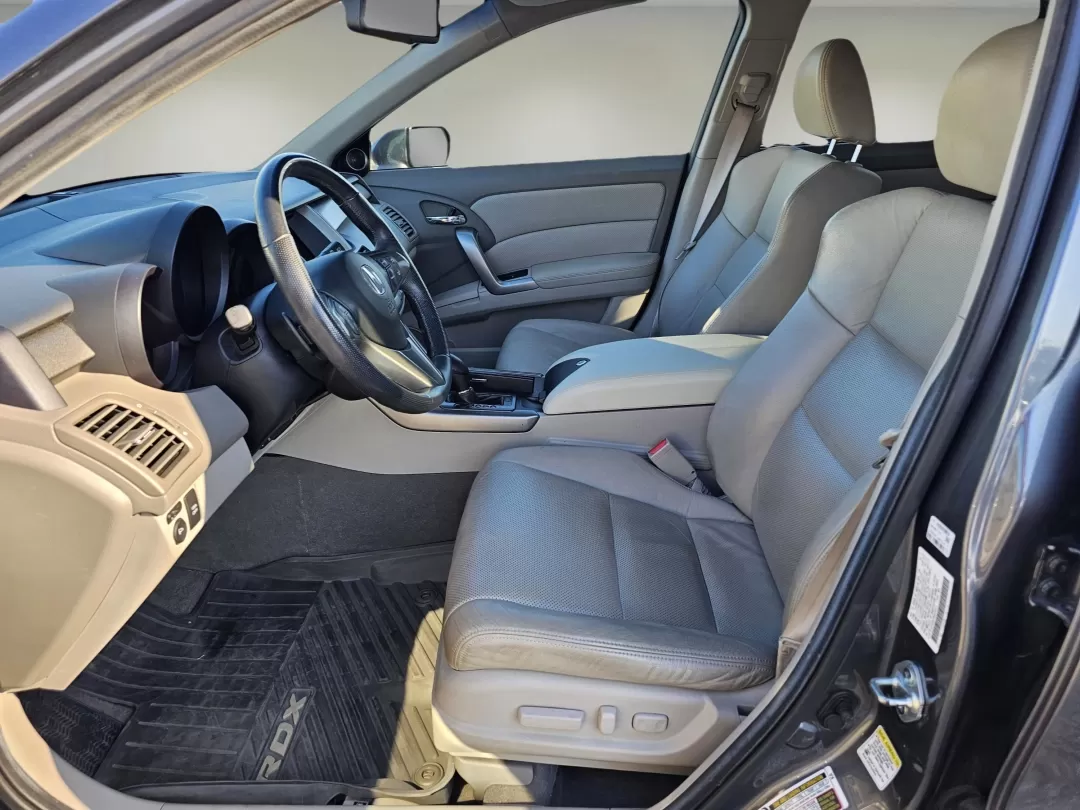 2011 Acura RDX (5J8TB2H23BA) with an Other engine, located at 7000 Northlake Connector, Columbus, GA, 31904, (706) 987-8085, 32.524975, -84.978134 - **Elevate Your Adventures with the 2011 Acura RDX at Gils Auto - Phenix City!**<br /> <br /> Are you ready to experience the perfect blend of style, comfort, and versatility? The 2011 Acura RDX is your ideal companion for weekend getaways, family outings, or daily commutes. With a sporty utility des - Photo#9