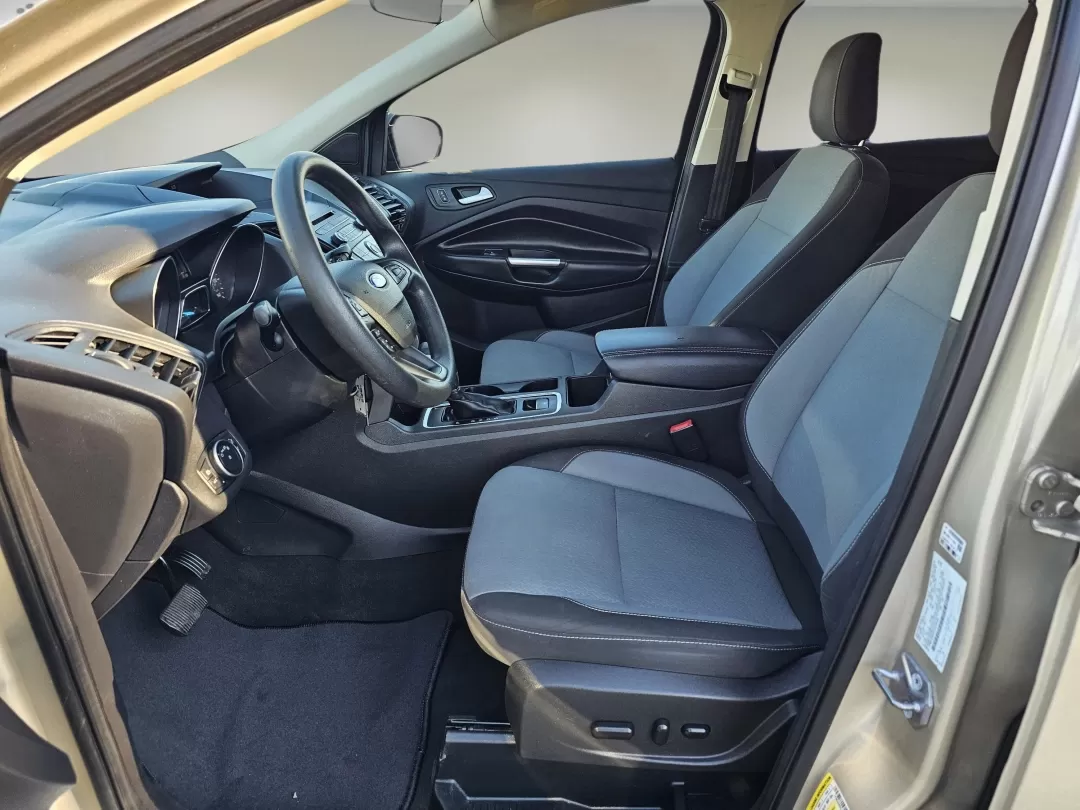 2018 Ford Escape SE (1FMCU0GD5JU) with an Other engine, located at 3959 U.S. 80 W, Phenix City, AL, 36870, (334) 297-4885, 32.469296, -85.135185 - **Experience Life on the Go with the 2018 Ford Escape SE from Gils Auto!** <br /> <br /> Are you looking for the perfect vehicle that fits your adventurous lifestyle while providing the comfort and reliability you need? The 2018 Ford Escape SE is a versatile SUV designed for everything from family o - Photo#9