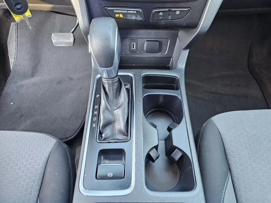 2018 Ford Escape SE (1FMCU0GD5JU) with an Other engine, located at 3959 U.S. 80 W, Phenix City, AL, 36870, (334) 297-4885, 32.469296, -85.135185 - **Experience Life on the Go with the 2018 Ford Escape SE from Gils Auto!** <br /> <br /> Are you looking for the perfect vehicle that fits your adventurous lifestyle while providing the comfort and reliability you need? The 2018 Ford Escape SE is a versatile SUV designed for everything from family o - Photo#12