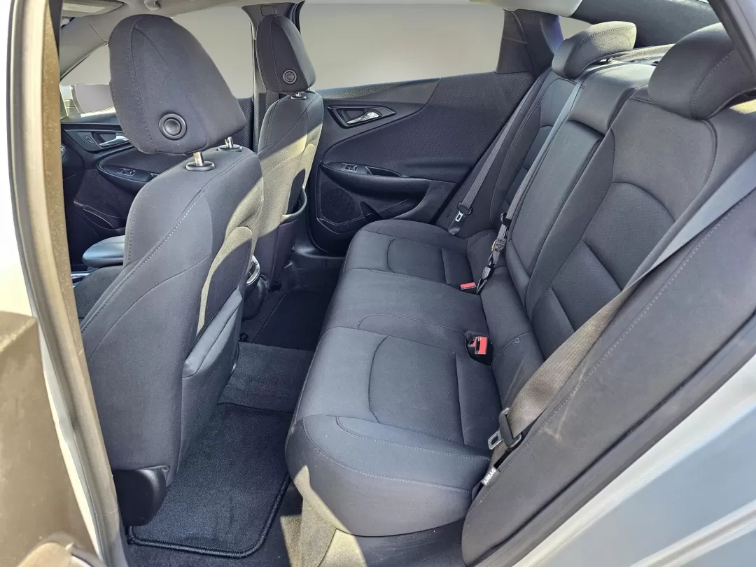 2019 /Jet Black Chevrolet Malibu LT (1G1ZD5ST9KF) with an Other engine, located at 1430 Gateway Drive, Opelika, AL, 36801, (334) 239-0944, 32.637871, -85.409790 - Discover the perfect blend of style, efficiency, and technology with this 2019 Chevrolet Malibu LT, now available at Gils Auto in Phenix City, AL! If you're looking for a reliable sedan that excels in daily commutes, weekend adventures, or family outings, this Malibu is an excellent choice. With its - Photo#14